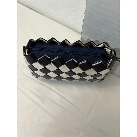 Candy Wrapper Zippered Wallet Coin Purse Black Silver 5.5 X 3.25 Metallic Bling - Picture 2 of 6